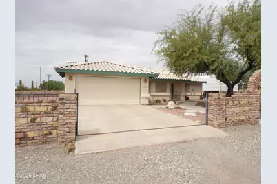 44235 Olive St, Bouse, AZ 85325 - Photo 1