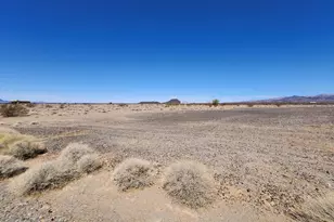 55699 Golden Wy, Salome, AZ 85348 - Photo 1