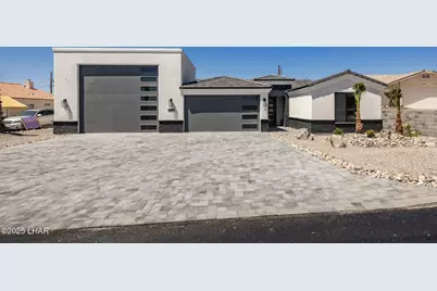 1703 McCulloch Blvd S, Lake Havasu City, AZ 86406 - Photo 1