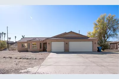 1750 Papago Dr, Lake Havasu City, AZ 86403 - Photo 1