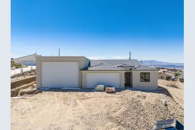 3694 Tehachapi Dr, Lake Havasu City, AZ 86404 - Photo 1