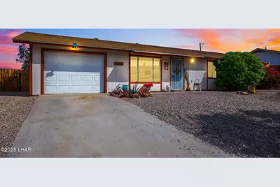 829 Manor Dr, Lake Havasu City, AZ 86403 - Photo 1