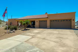 550 Wayside Plaza, Lake Havasu City, AZ 86403 - Photo 1