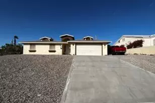 3785 Beachview Dr, Lake Havasu City, AZ 86406 - Photo 1