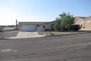 3019 Pepperwood Dr, Lake Havasu City, AZ 86404 - Photo 1