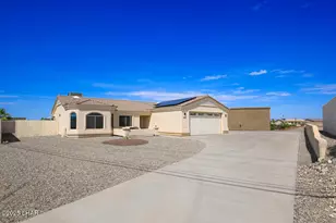 2421 McCulloch Blvd N, Lake Havasu City, AZ 86403 - Photo 1