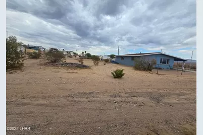 5078 Maricopa Dr, Golden Shores, AZ 86436 - Photo 1