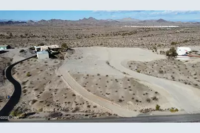 7841 N Wagon Wheel Dr, Lake Havasu City, AZ 86404 - Photo 1