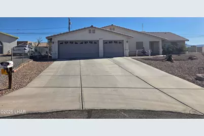 945 San Juan Ln, Lake Havasu City, AZ 86403 - Photo 1