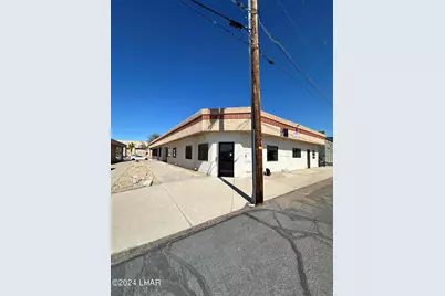 2182 N McCulloch Blvd N #2, Lake Havasu City, AZ 86403 - Photo 1