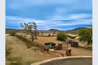 10790 Fenton Dr, Parker, AZ 85344 - Photo 1