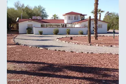 25620 Pendelton Way, Bouse, AZ 85325 - Photo 1