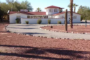 25620 Pendelton Way, Bouse, AZ 85325 - Photo 1