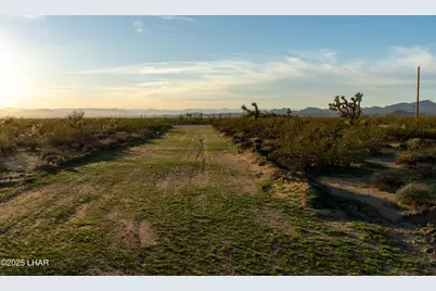 Lot 30 S Carmen Rd, Yucca, AZ 86438 - Photo 1