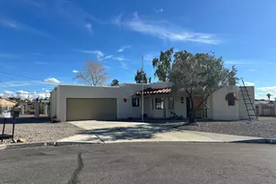 560 War Eagle Plaza, Lake Havasu City, AZ 86406 - Photo 1