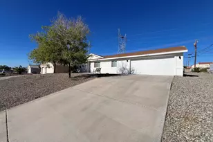 1316 Mohican Dr, Lake Havasu City, AZ 86406 - Photo 1