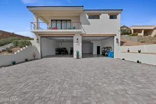 2811 Arabian Dr, Lake Havasu City, AZ 86404 - Photo 1