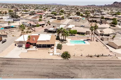 713 Apache Dr, Lake Havasu City, AZ 86406 - Photo 1