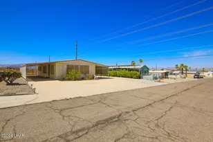 1558 Sea Swallow Dr, Lake Havasu City, AZ 86403 - Photo 1