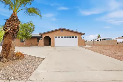 136 Smoketree Ave S, Lake Havasu City, AZ 86403 - Photo 1