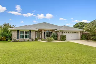 2295 Heritage Cir, Navarre, FL 32566 - Photo 1
