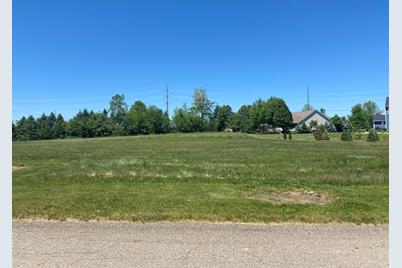 15 Diamond Harbor, Cassopolis, MI 49031 - Photo 1