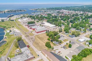 509 Lake St, Ludington, MI 49431 - Photo 14