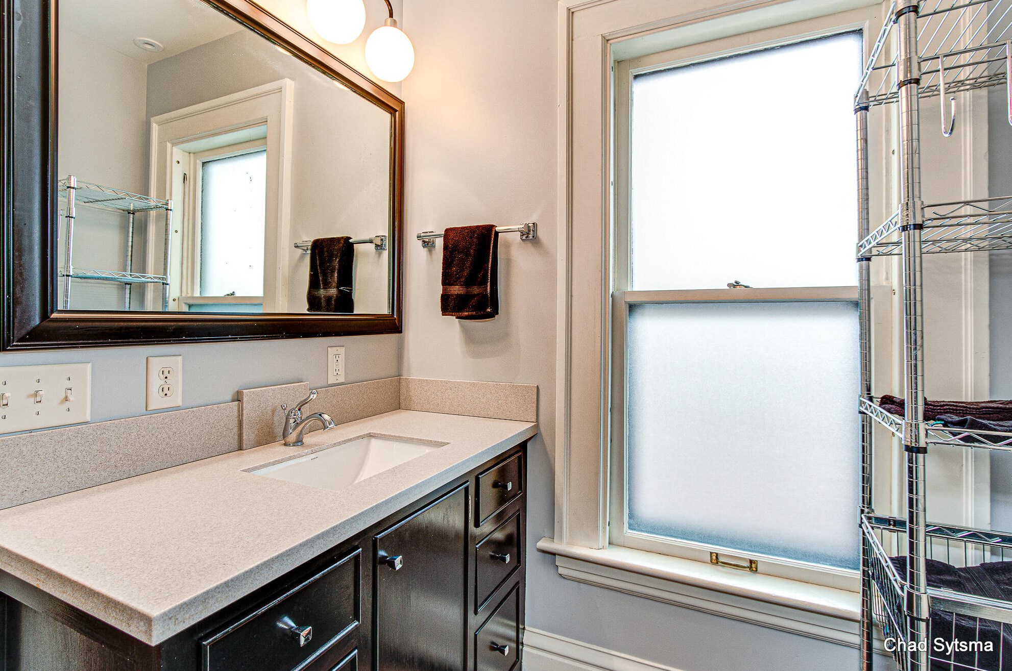 703 Madison Ave, Grand Rapids MI  49503-5315 exterior