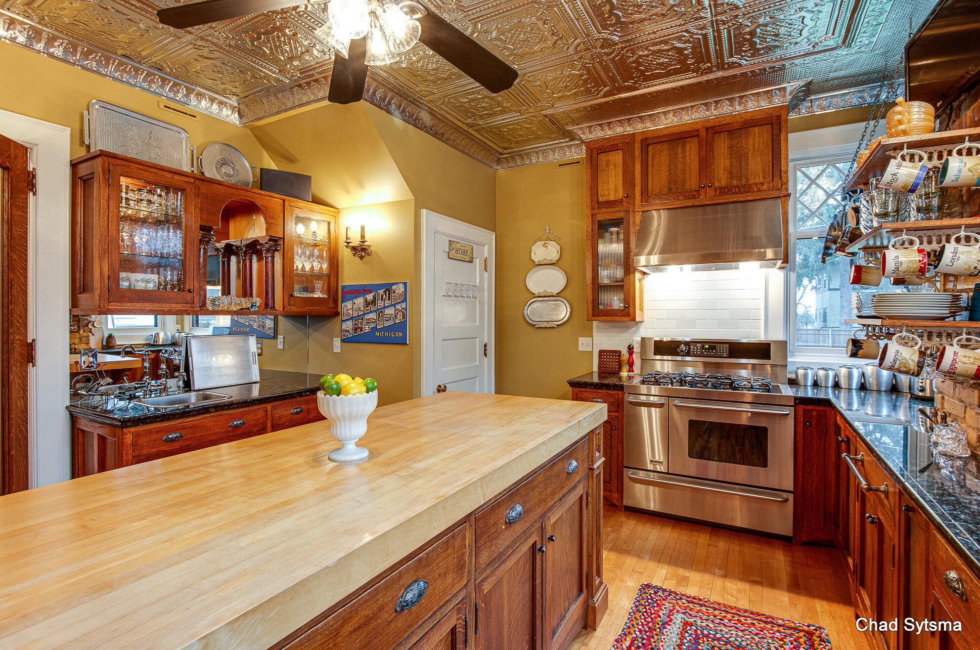 703 Madison Ave, Grand Rapids MI  49503-5315 exterior