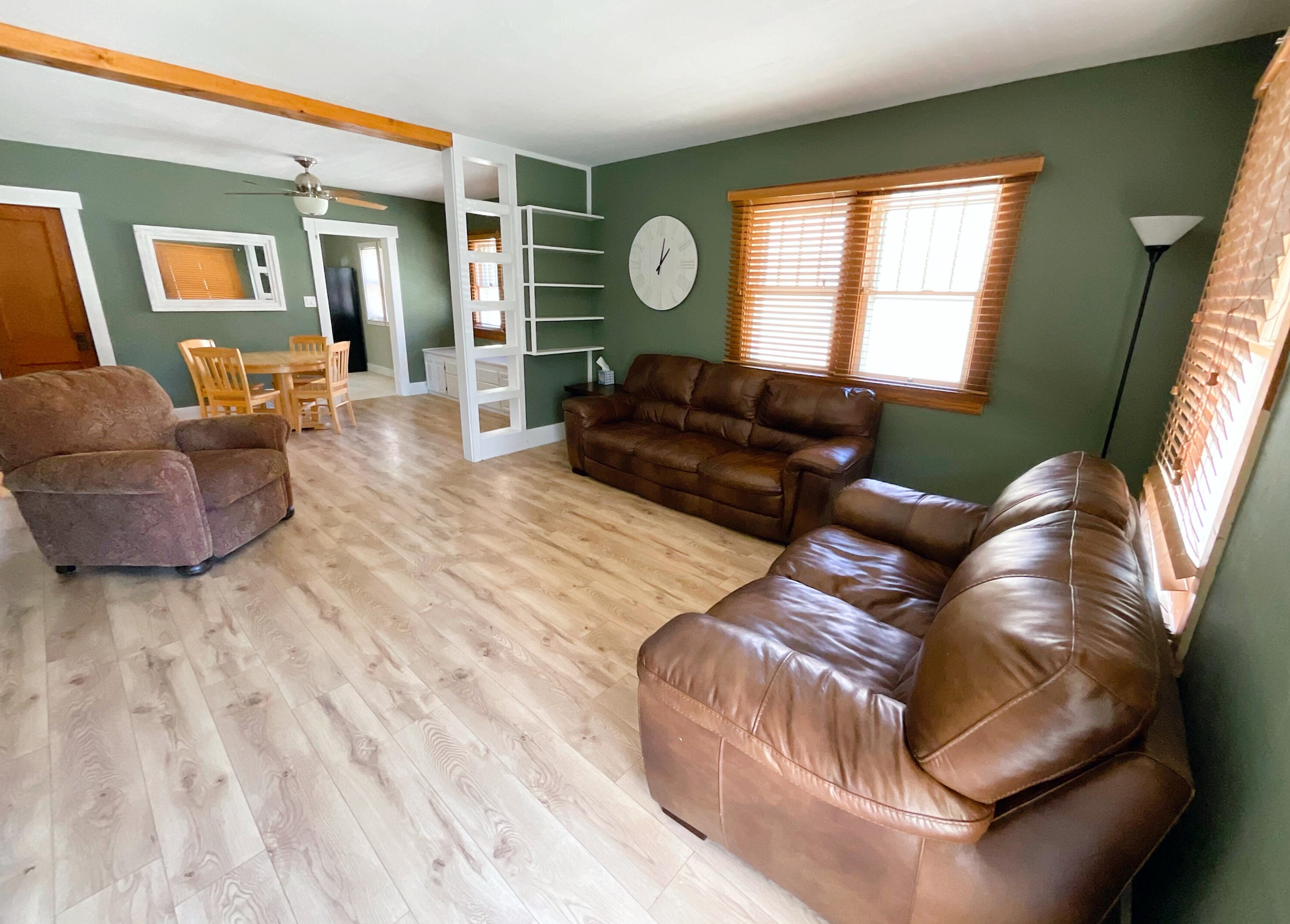 166 Bidwell St, Battle Creek, MI 49015-2161