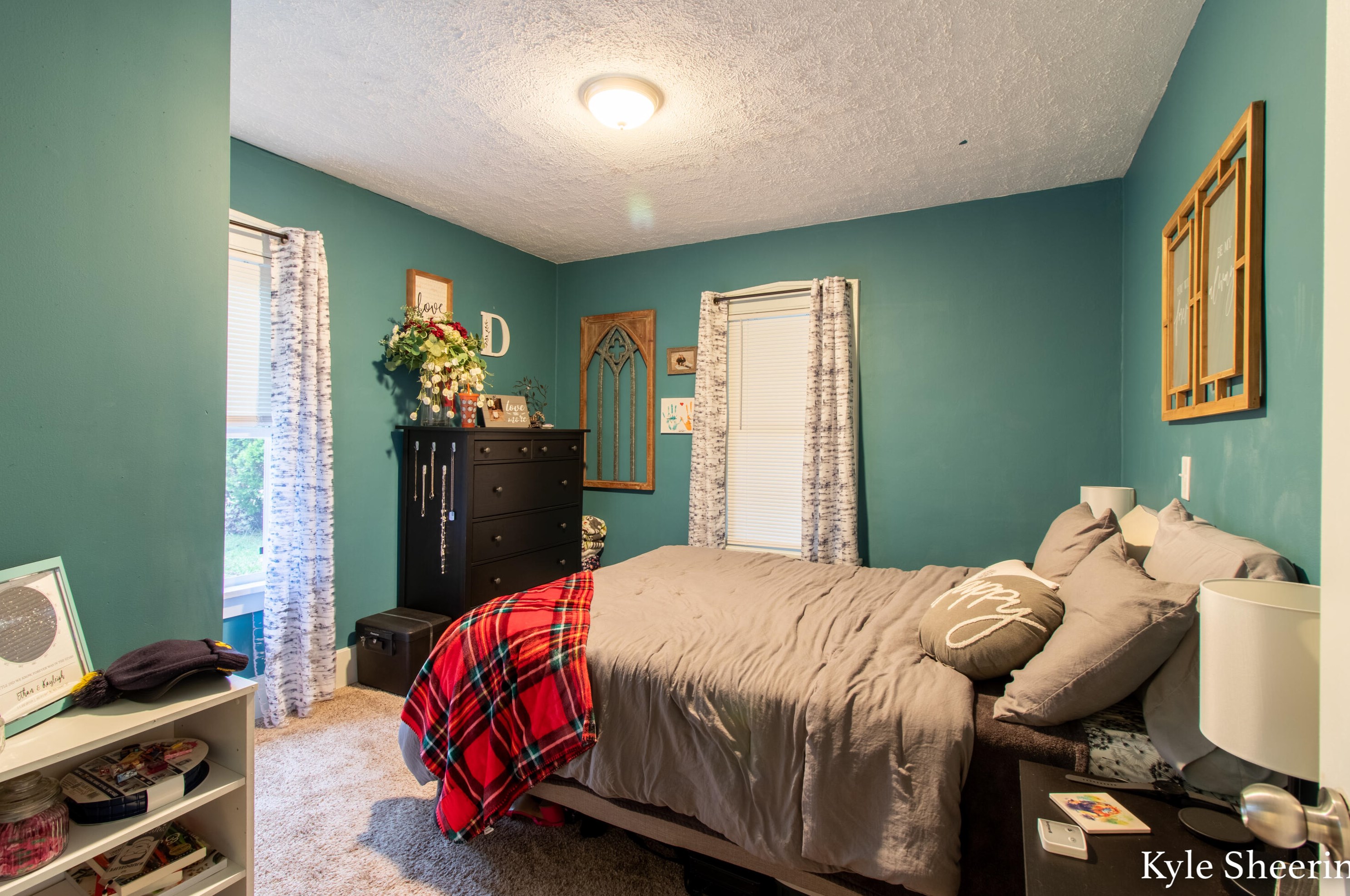 127 Frontenac St, Grand Rapids MI  49548-2238 exterior