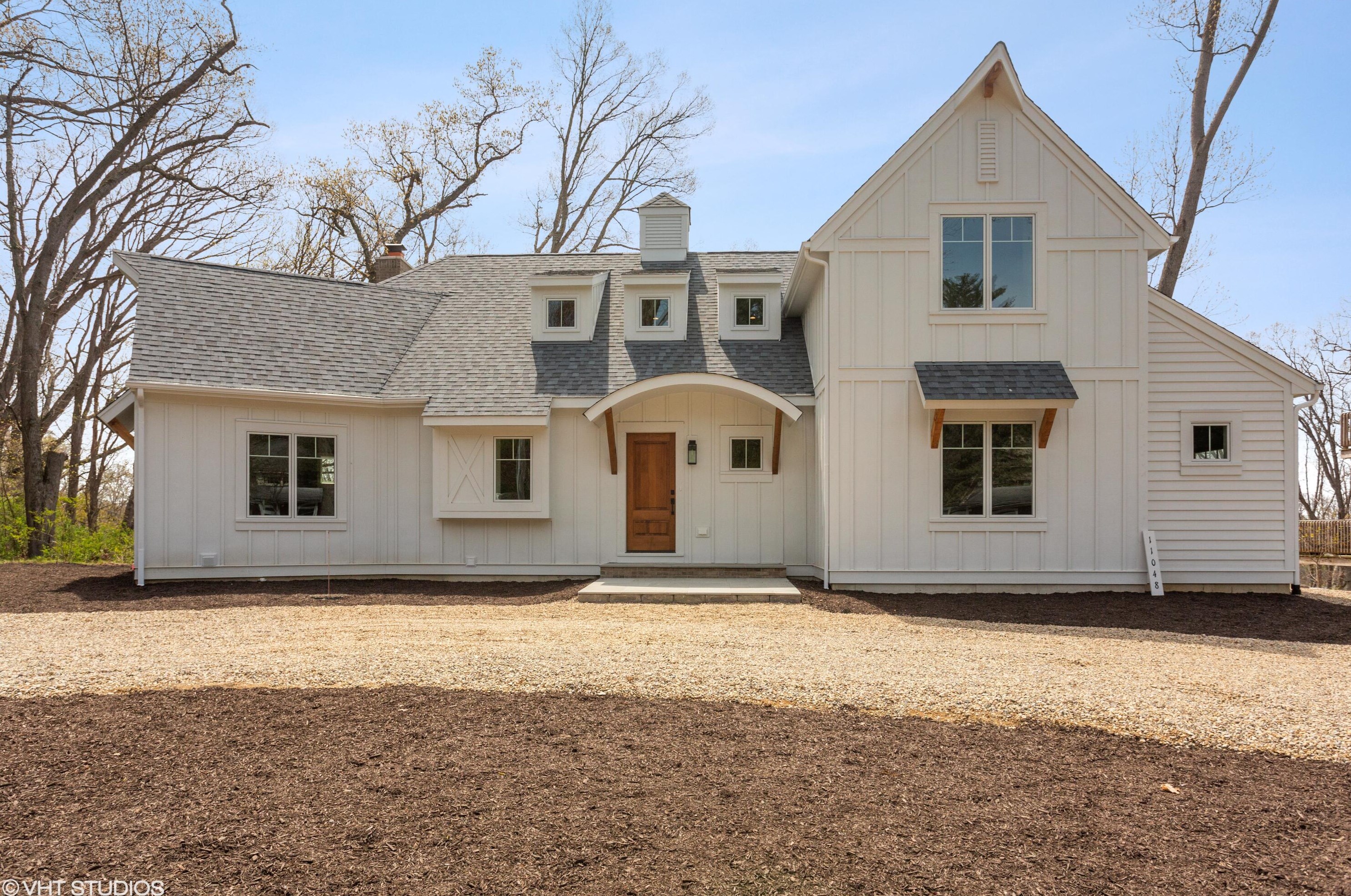 52306 Arnold Dr, Michiana, MI 49117-7940
