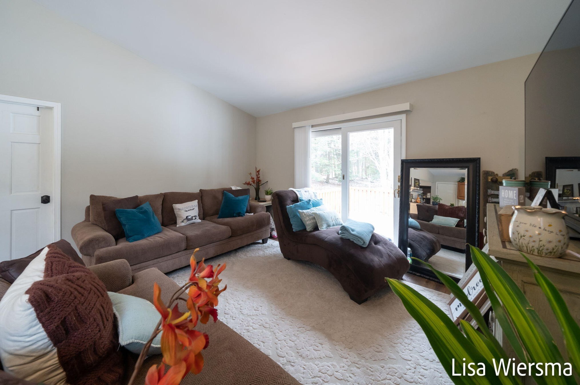 16400 Hickory St, Spring Lake MI  49456-1014 exterior