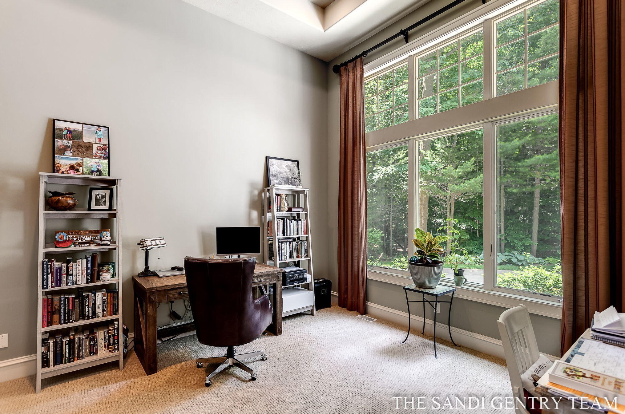 19428 Rosemary Rd, Spring Lake MI  49456-9600 exterior