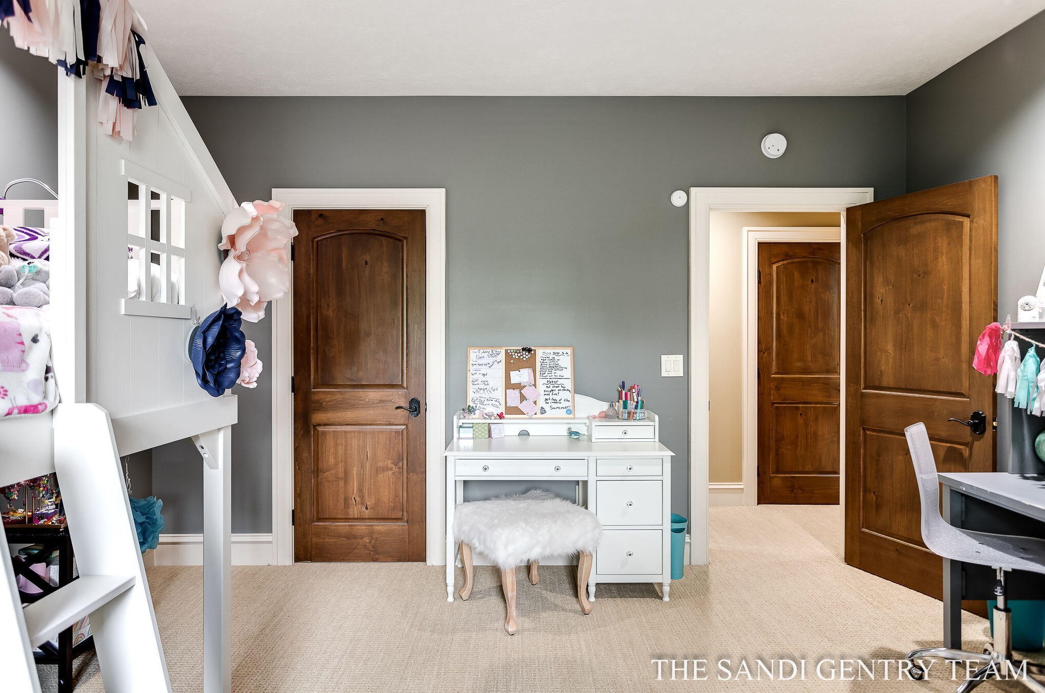 19428 Rosemary Rd, Spring Lake MI  49456-9600 exterior