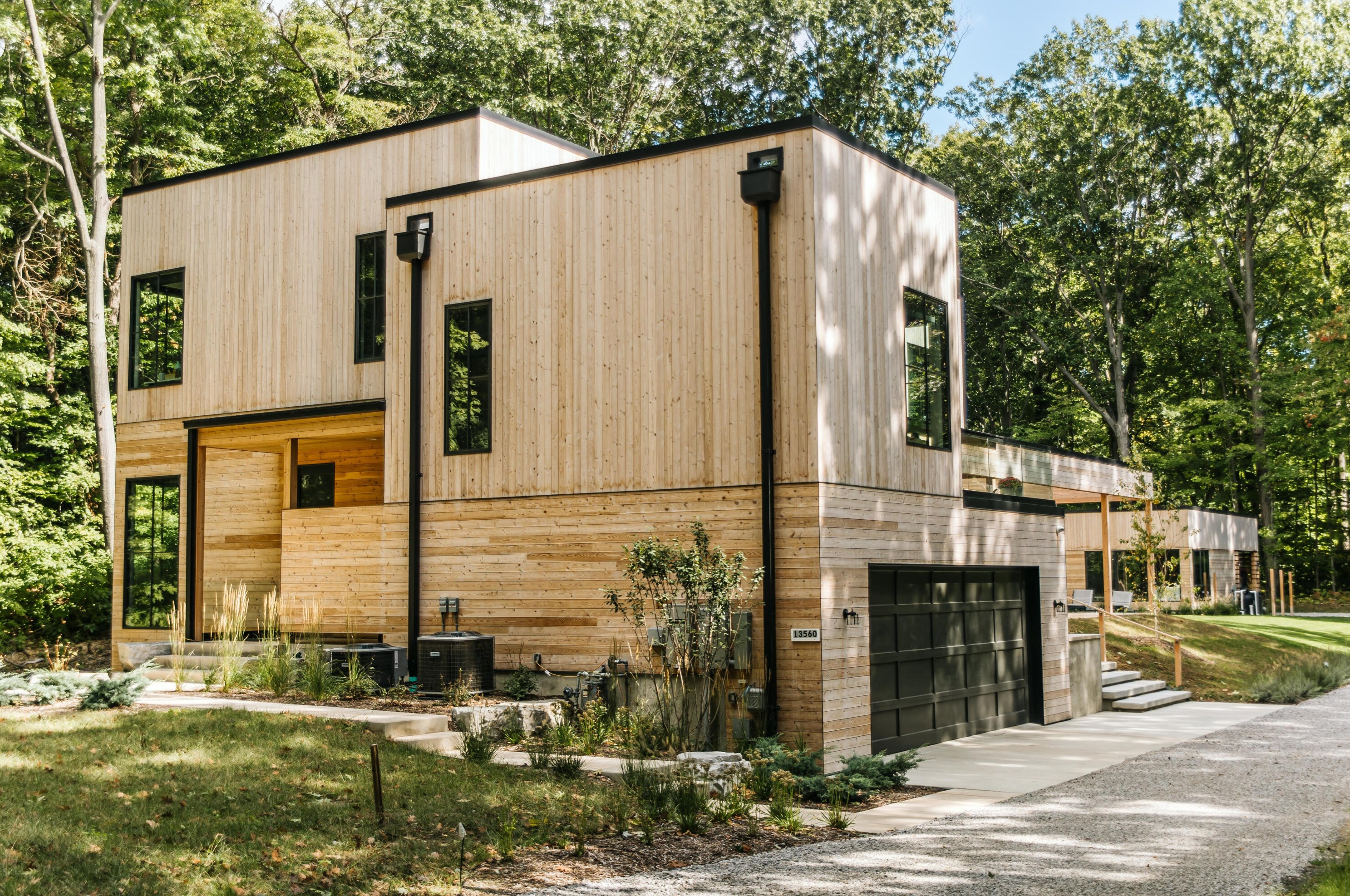 13560 Timber Ln, Harbert, MI 49115