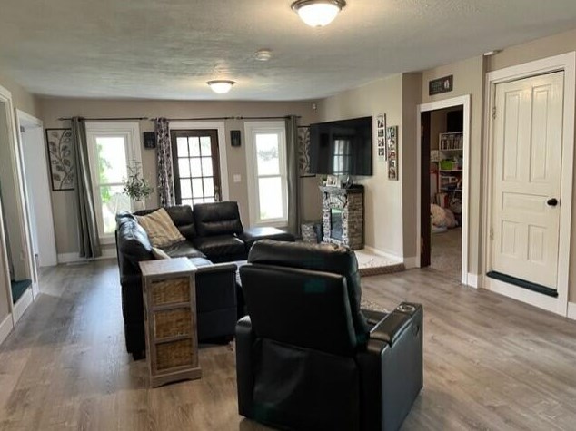 12783 Sparta Ave, Kent City, MI 49330-9431