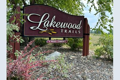 8842 Lakewood Trail #16 - Photo 1