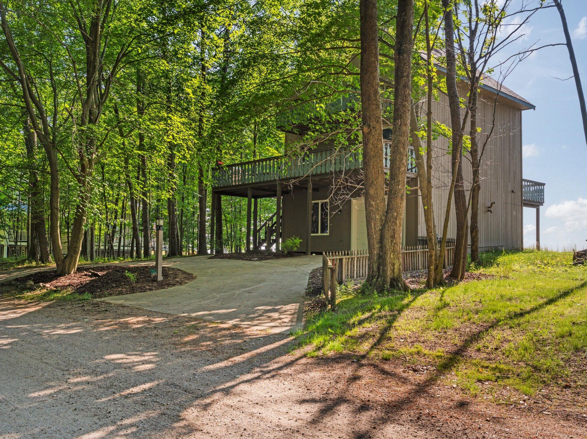 5018 Fox Farm Rd, Stronach MI 49660-9538 exterior