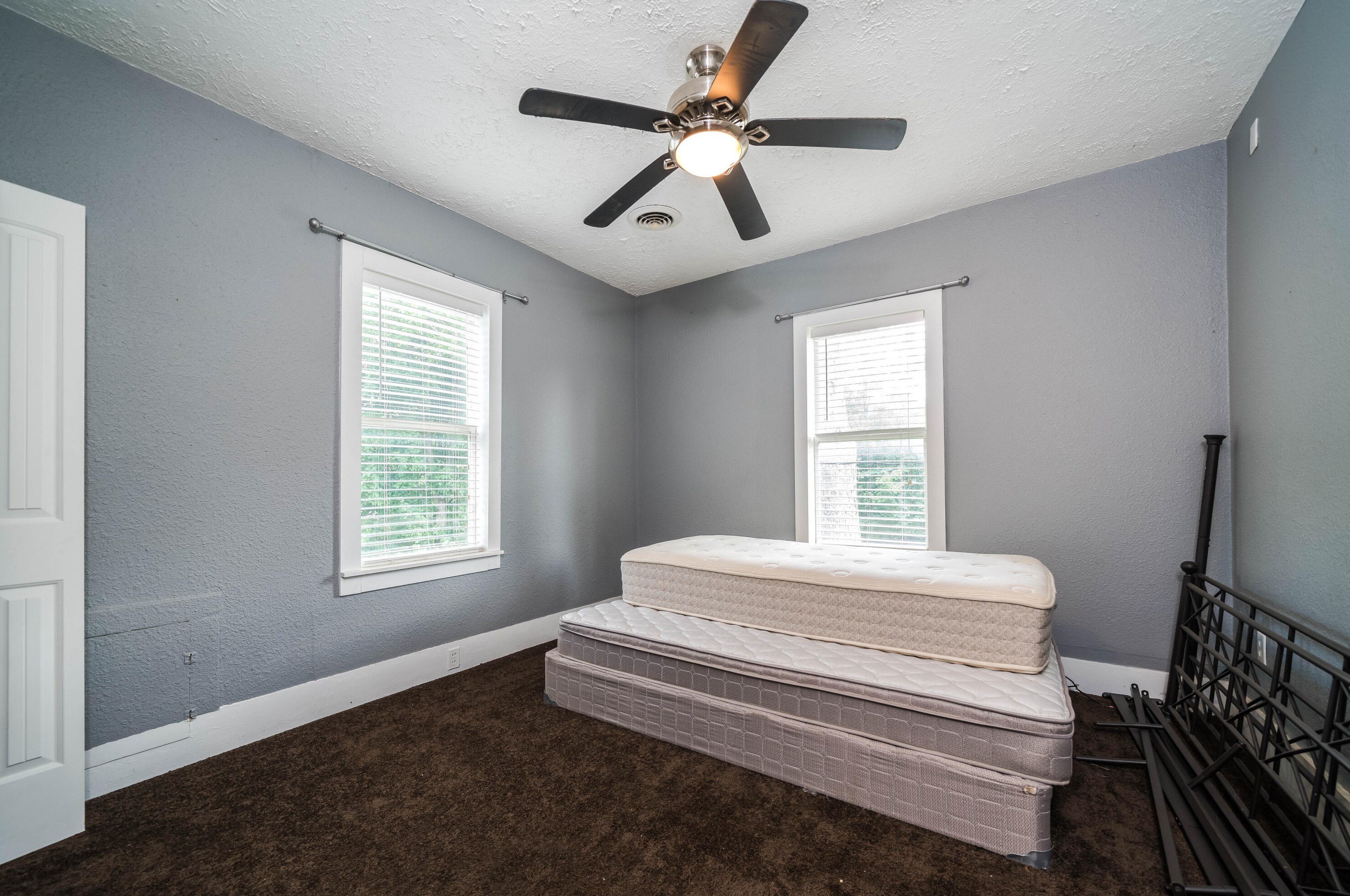 508 Niles St, Paw Paw MI 49079-1145 exterior