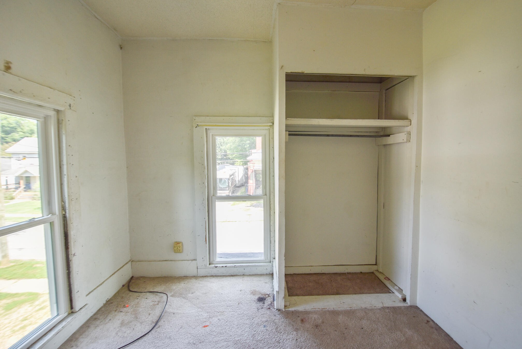 90 Pierce St, Coldwater MI 49036-1338 exterior