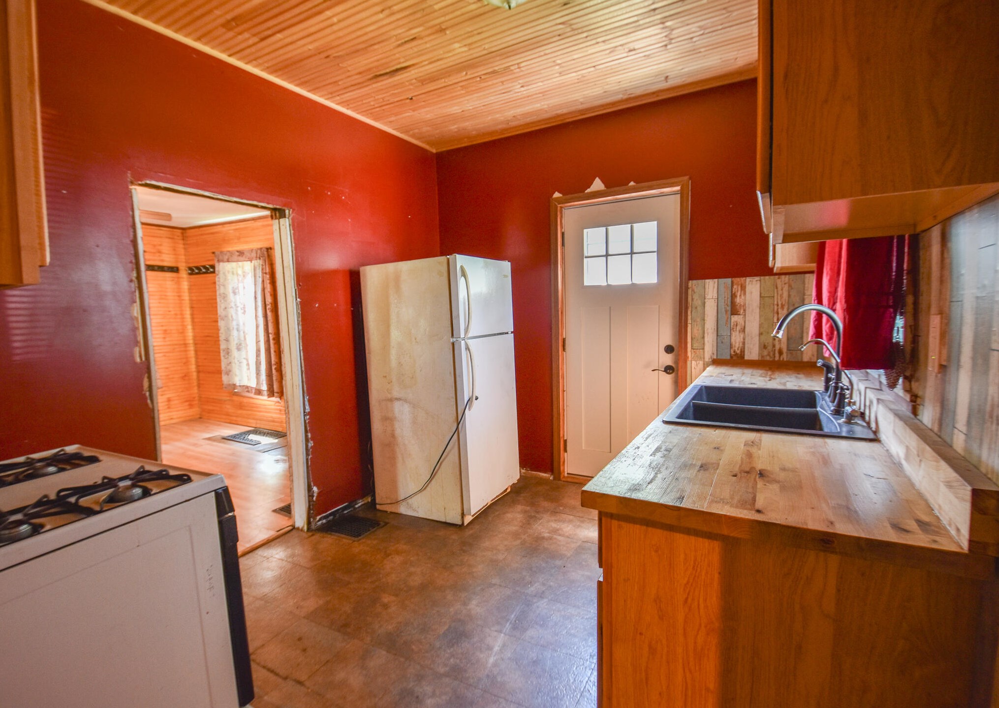 90 Pierce St, Coldwater MI 49036-1338 exterior