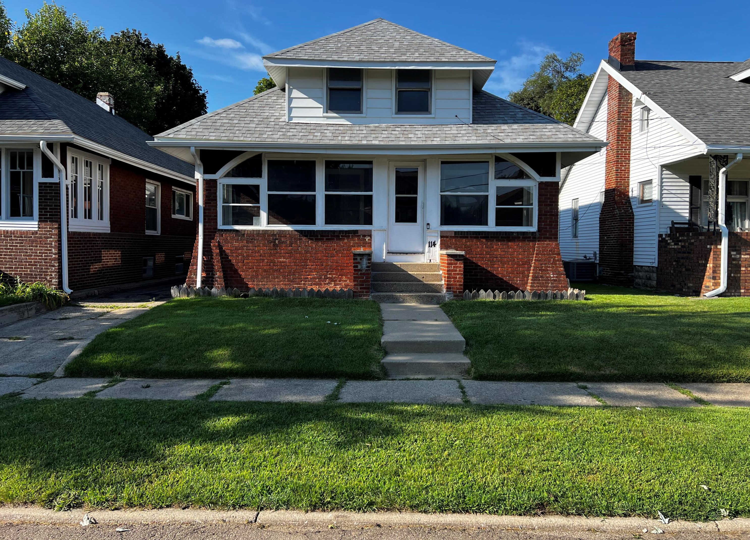 114 Bidwell St, Battle Creek, MI 49015-2110