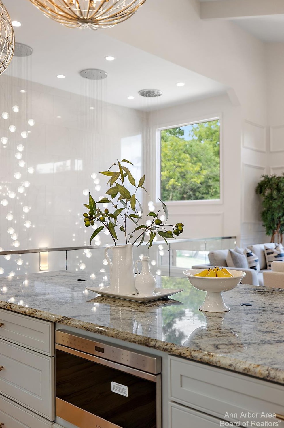 1358 Arlington Blvd, Ann Arbor MI  48104-4028 exterior