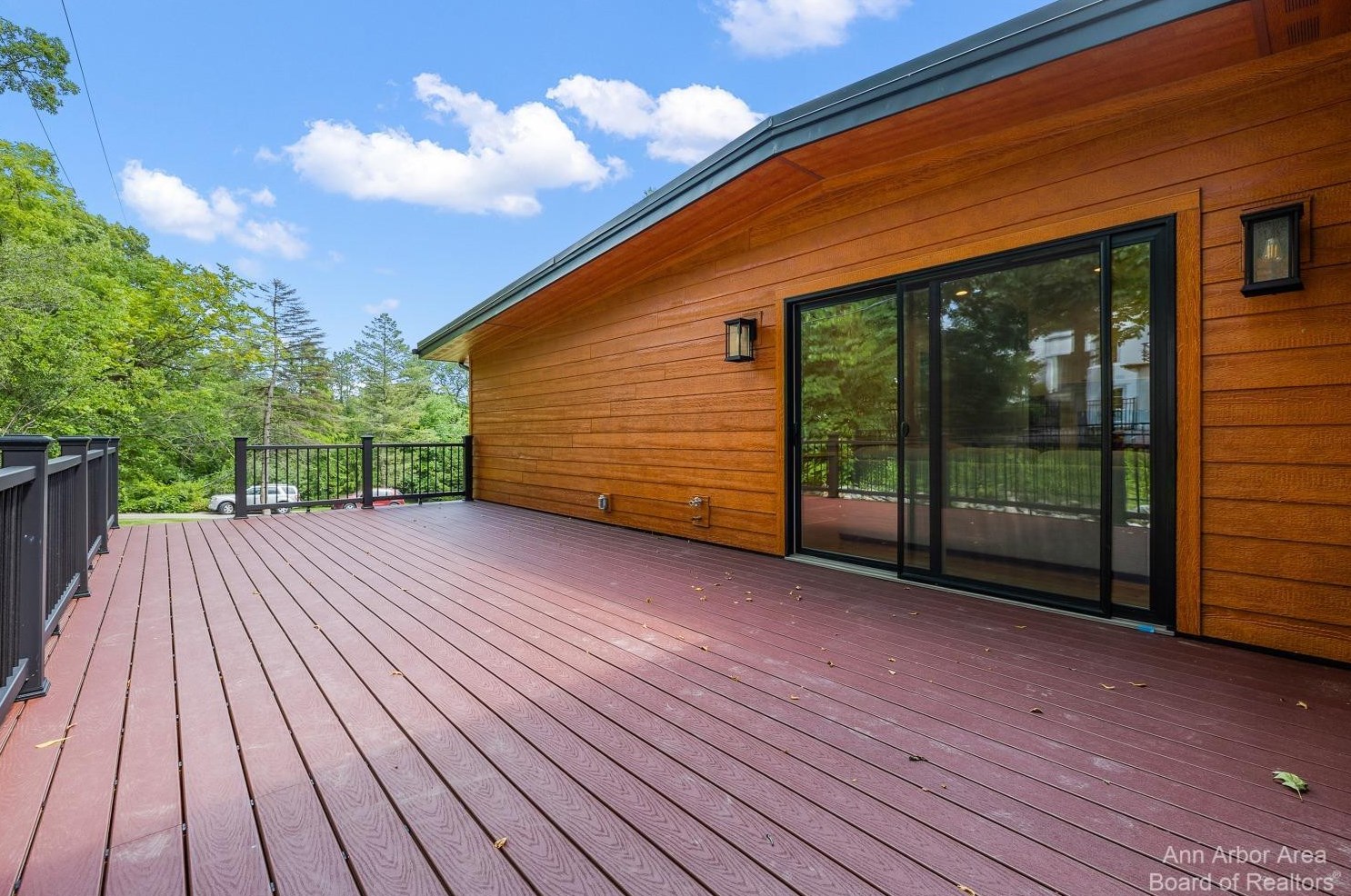 1358 Arlington Blvd, Ann Arbor MI  48104-4028 exterior