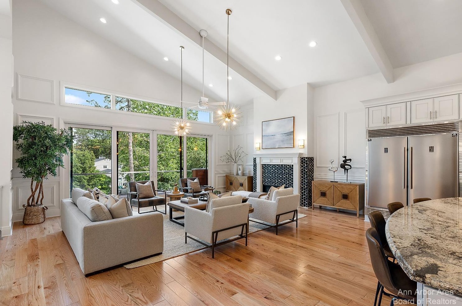 1358 Arlington Blvd, Ann Arbor MI  48104-4028 exterior