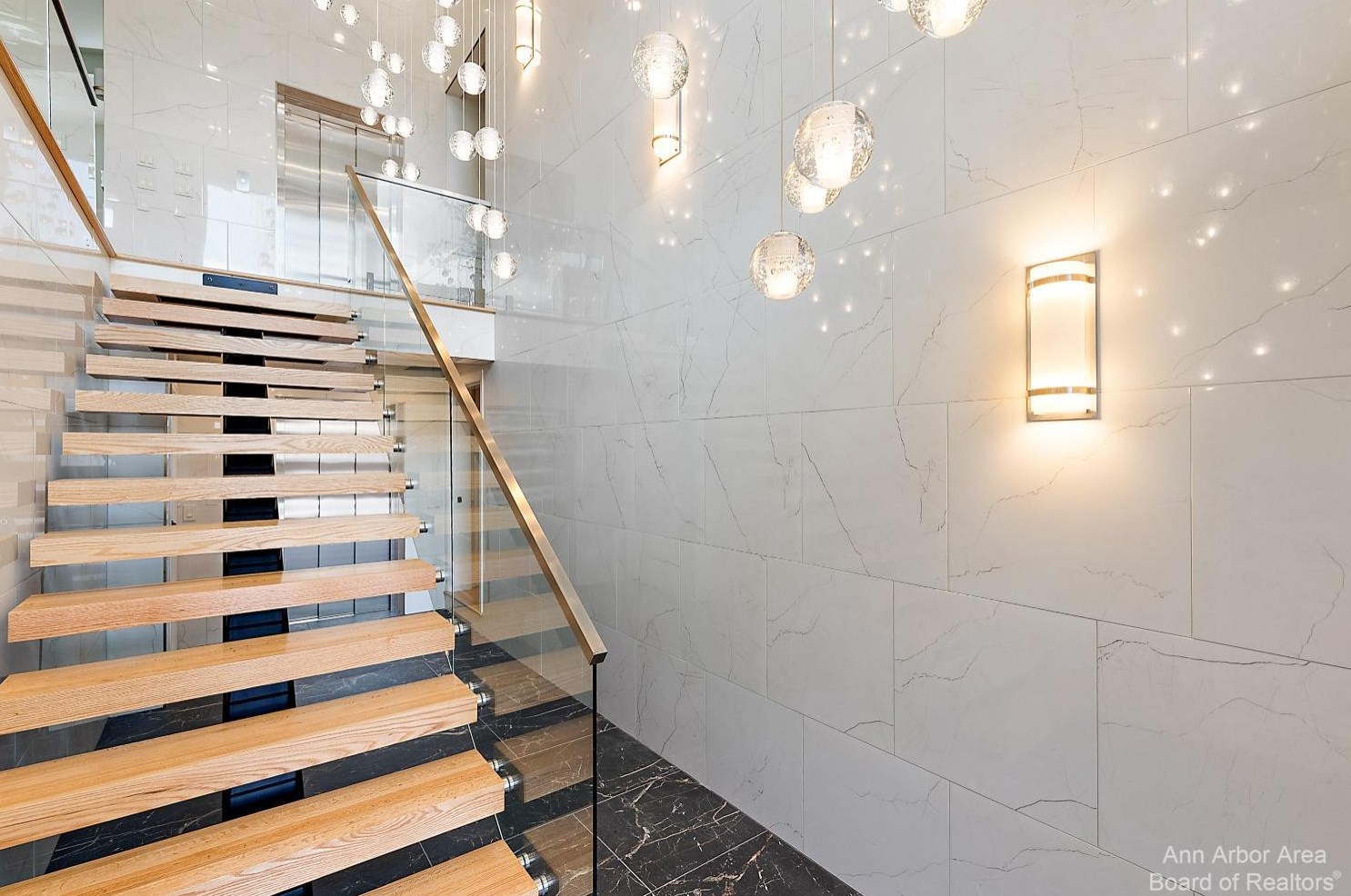 1358 Arlington Blvd, Ann Arbor MI  48104-4028 exterior