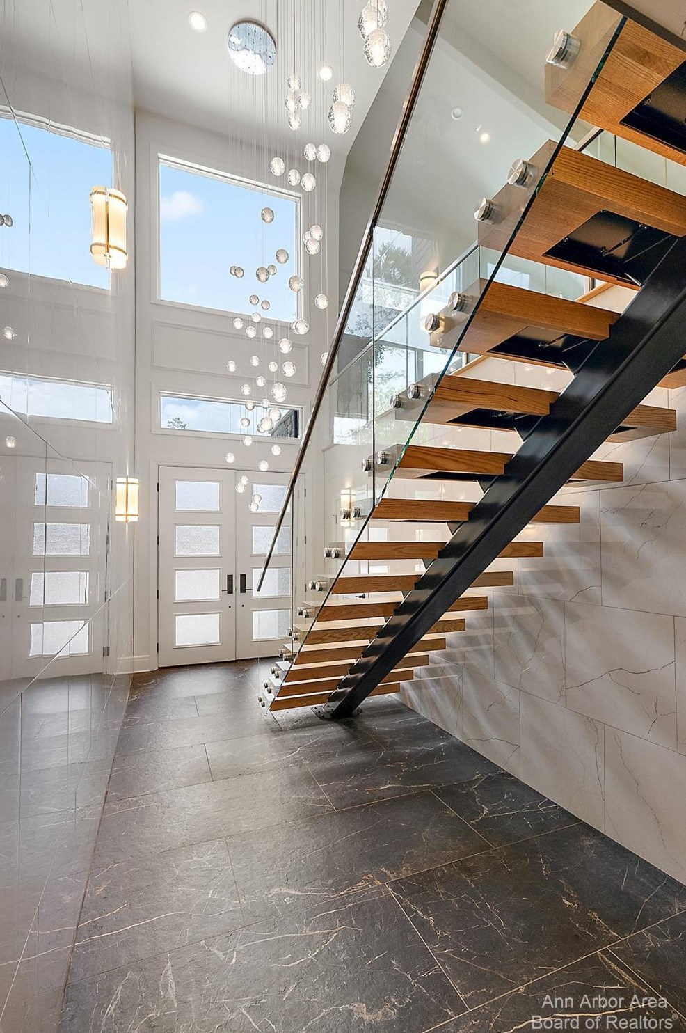 1358 Arlington Blvd, Ann Arbor MI  48104-4028 exterior