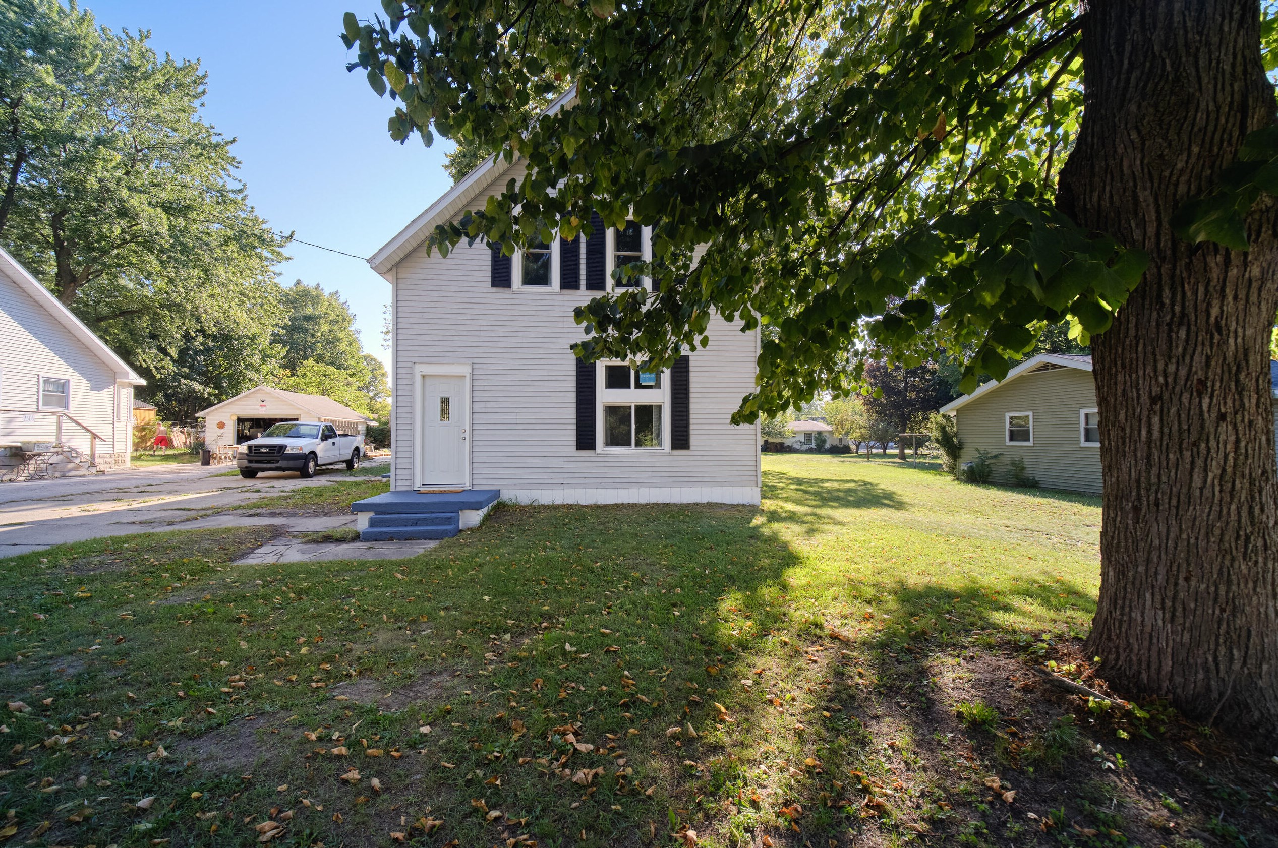 2304 Filer City Rd, Stronach, MI 49660-2522