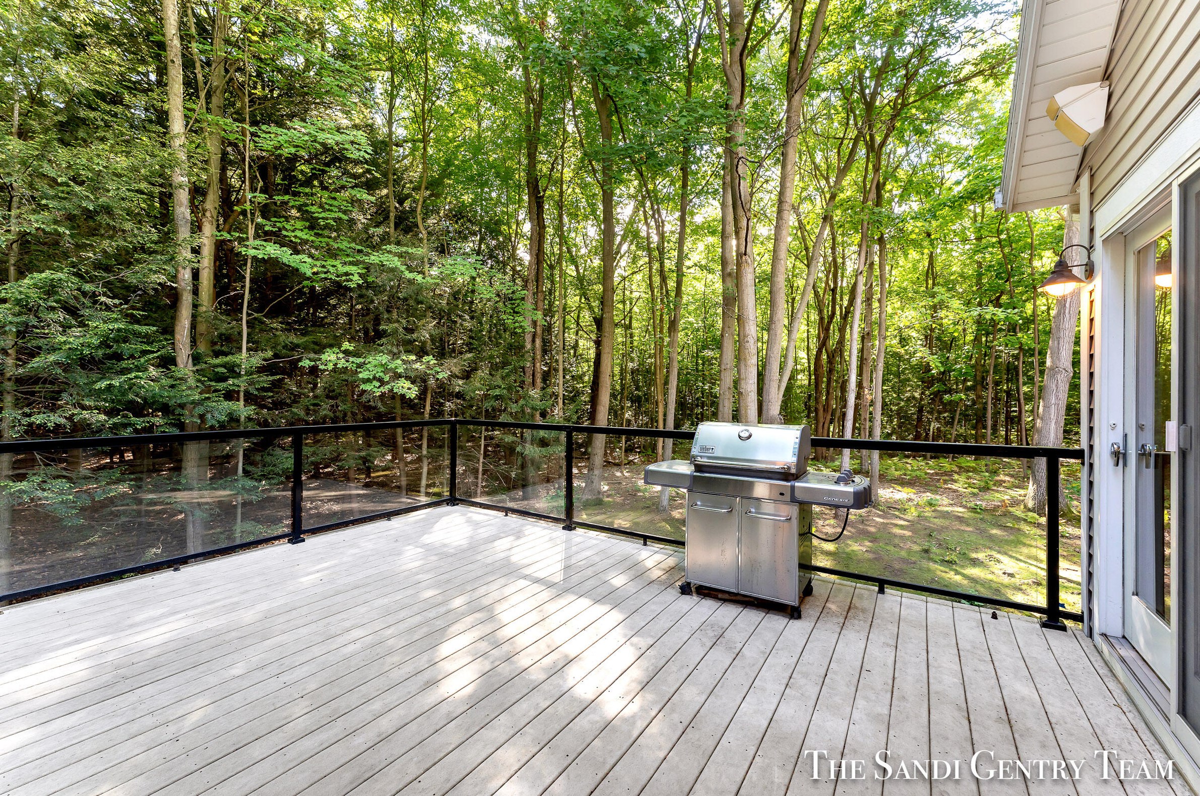 18565 Spring Lake Rd, Spring Lake MI  49456-1057 exterior